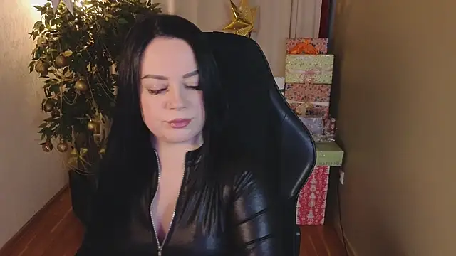 Jolie Orchid online show from December 17, 12:20 pm