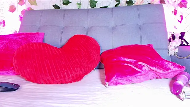 collet 1 online show from September 19, 12:04 pm