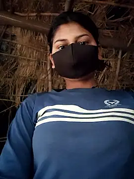 Janvi Jaitly online show from January 19, 2:19 am