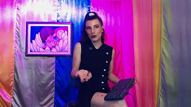 Moira-Hot online show from February 9, 10:45 pm