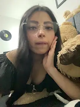 1Anya online show from November 5, 8:14 pm