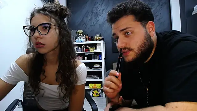 bigbuttjeny online show from October 13, 11:40 pm