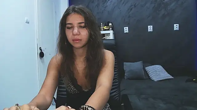 bigbuttjeny online show from September 16, 3:03 am