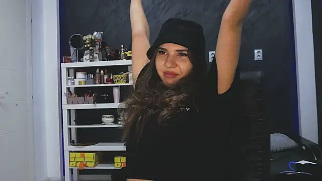 bigbuttjeny online show from September 19, 1:48 am