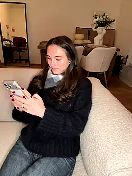 SophiiaStarr online show from December 22, 6:44 pm