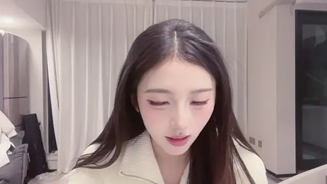 ZhaoZhao-ZM online show from October 28, 1:17 pm