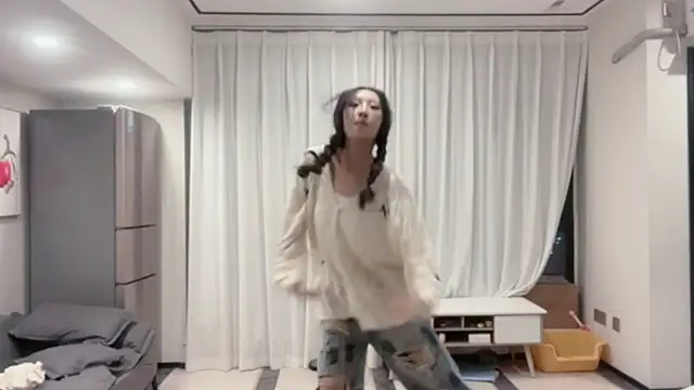 ZhaoZhao-ZM online show from September 18, 2:04 pm