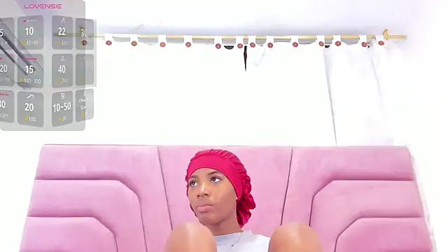 MarianRosse online show from October 10, 9:31 pm