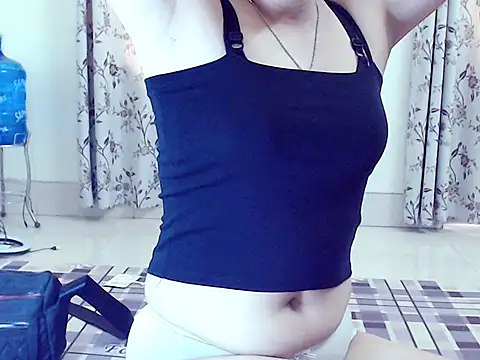 Snapshot of Ami_8x chatting on October 27, 6:53 am Ami 8x online show from October 27, 6:53 am
