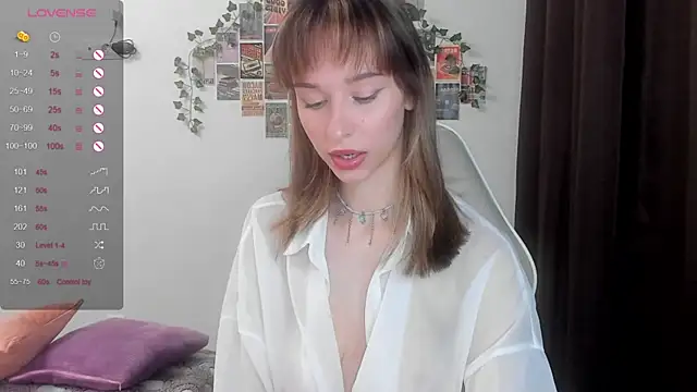  Alissaa online show from December 4, 11:45 am