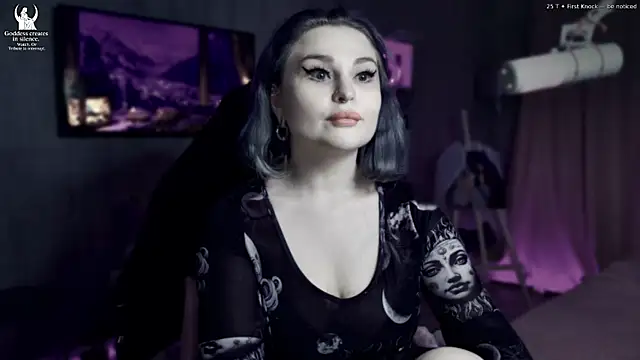 Wounded Goddess  online show from January 11, 6:29 am