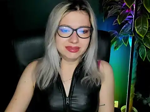 loveHeidi online show from September 16, 4:42 am