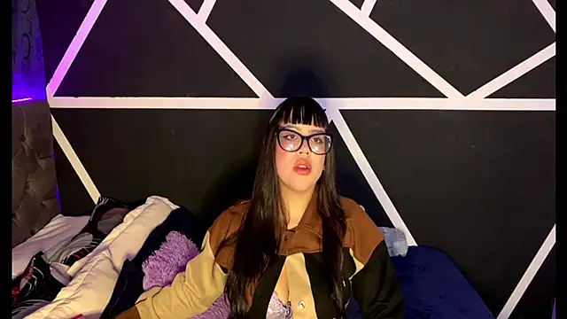 Melody dreams online show from October 2, 4:17 am