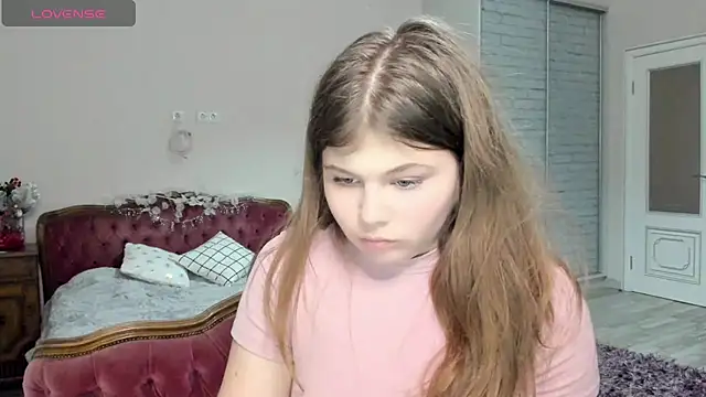 Lilly Jess online show from December 21, 12:04 am