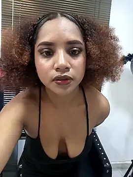 Snapshot of SofyTaylori chatting on October 17, 2:53 pm SofyTaylori online show from October 17, 2:53 pm