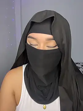 rhizanthella  online show from December 13, 8:04 pm