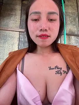 chipp-bong online show from March 1, 2:44 am