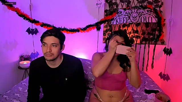 kylietimothee online show from October 14, 7:38 pm