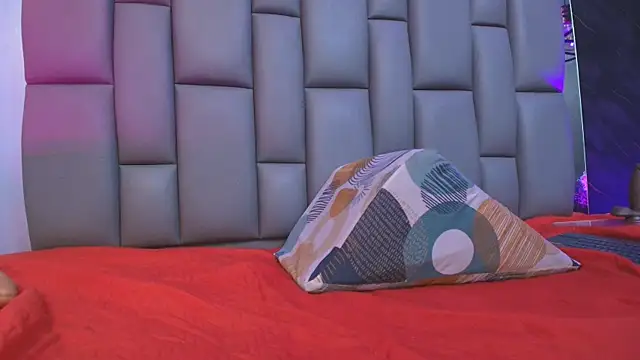 kissme luna online show from September 27, 9:22 pm