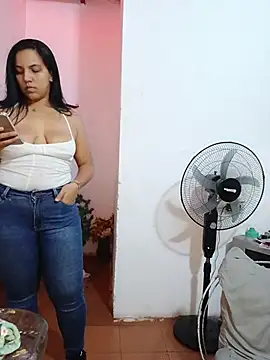 girlpee online show from October 30, 2:29 pm