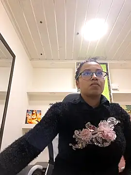 susan mooree online show from October 1, 7:08 pm