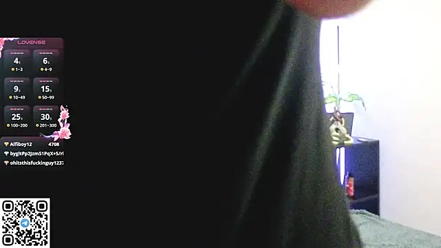 Snapshot of sunsh11ne chatting on October 6, 8:24 pm sunsh11ne online show from October 6, 8:24 pm