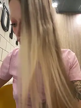 Sugar Pop online show from September 17, 5:55 pm