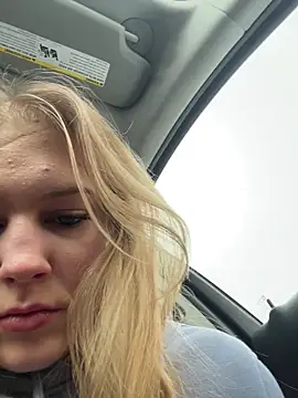 AllesandraLove online show from December 3, 4:42 pm