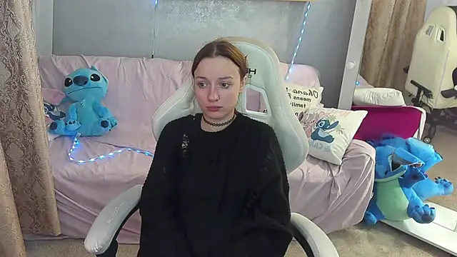 FoxyMayy online show from February 2, 5:17 am