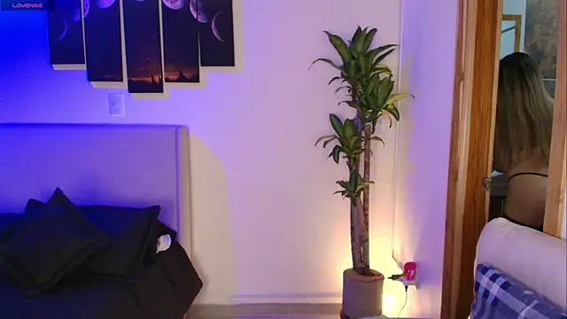 MaryMoon  online show from November 11, 12:17 am