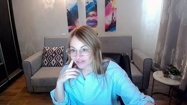 shy hot cat online show from October 15, 9:01 am