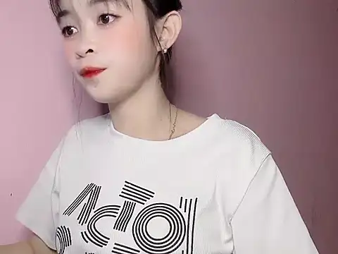 Suna7383 online show from November 4, 3:50 pm