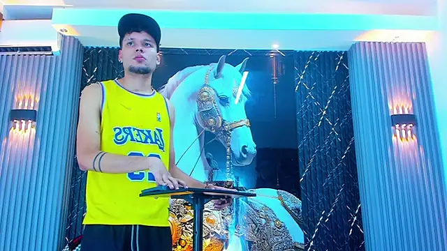 Iam Steven online show from September 26, 12:25 pm