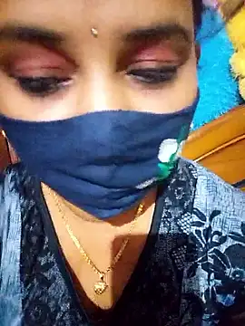 TAMI KAYAL online show from November 11, 6:05 pm