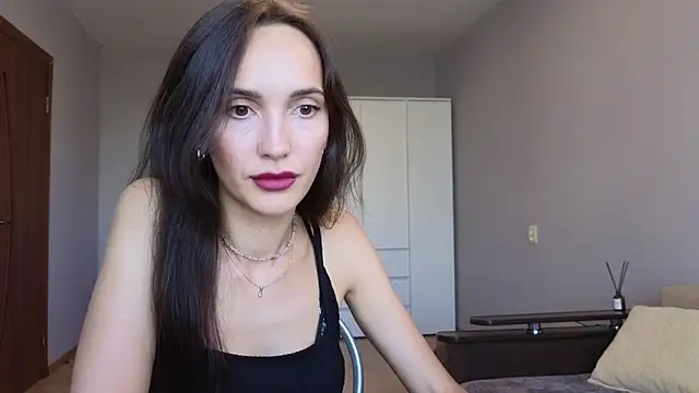 Lillian-Clark online show from September 22, 10:57 am