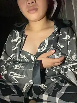 Van xx online show from November 5, 8:03 pm