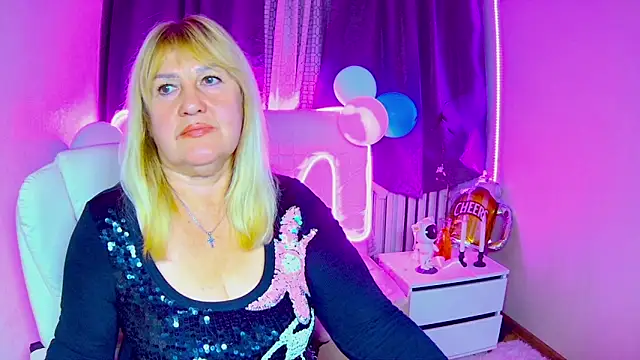 EmmaEllison online show from September 28, 12:21 pm