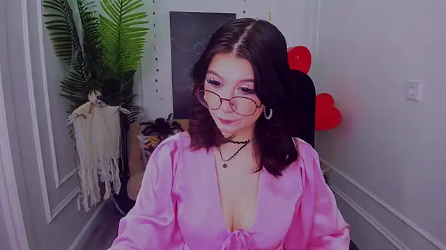 Snapshot of MeLLSawertyq chatting on October 22, 7:41 pm MeLLSawertyq online show from October 22, 7:41 pm
