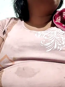 Mmm143 online show from February 8, 1:15 pm