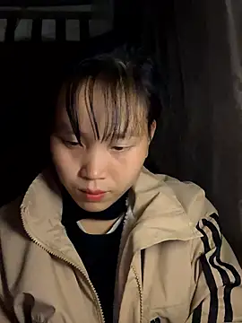 huong-18 online show from November 28, 3:04 pm