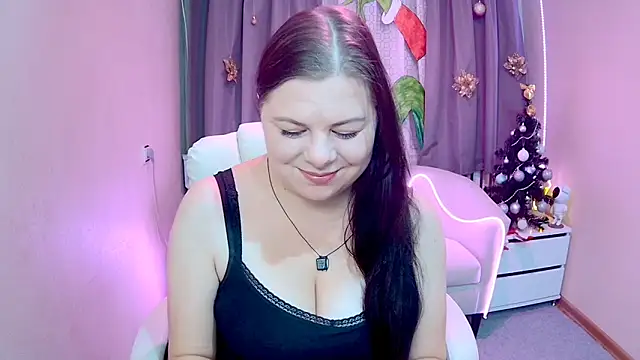 BritneyRaine online show from December 3, 9:33 am