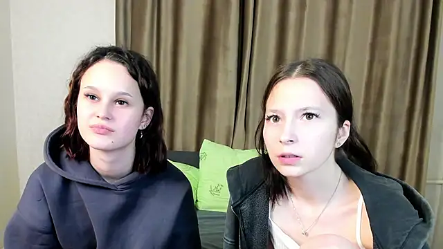 GabrielleLynchard online show from September 22, 7:34 pm