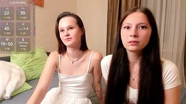 GabrielleLynchard online show from September 15, 7:32 pm