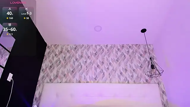 krisstenSantos online show from September 20, 12:14 pm