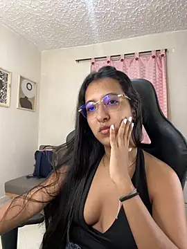 Snapshot of Valerygomez02 chatting on October 11, 9:28 pm Valerygomez02 online show from October 11, 9:28 pm