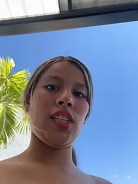 EMILIIA RICHTER   online show from October 7, 7:18 pm