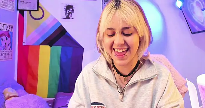 NekoWaifu online show from November 11, 1:08 pm