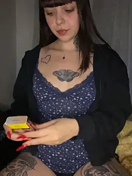 ravenadark online show from October 17, 1:42 am