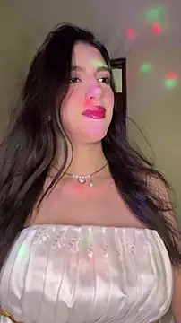 Emily-hottson online show from February 15, 5:21 am