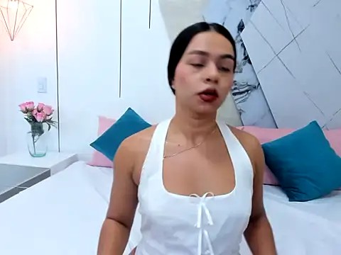 Snapshot of SamantaJonnes chatting on October 10, 1:16 pm SamantaJonnes online show from October 10, 1:16 pm